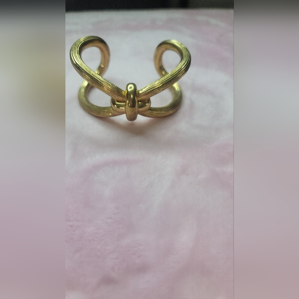 Giles & Brother Elegant Gold-Tone X Knott Cuff